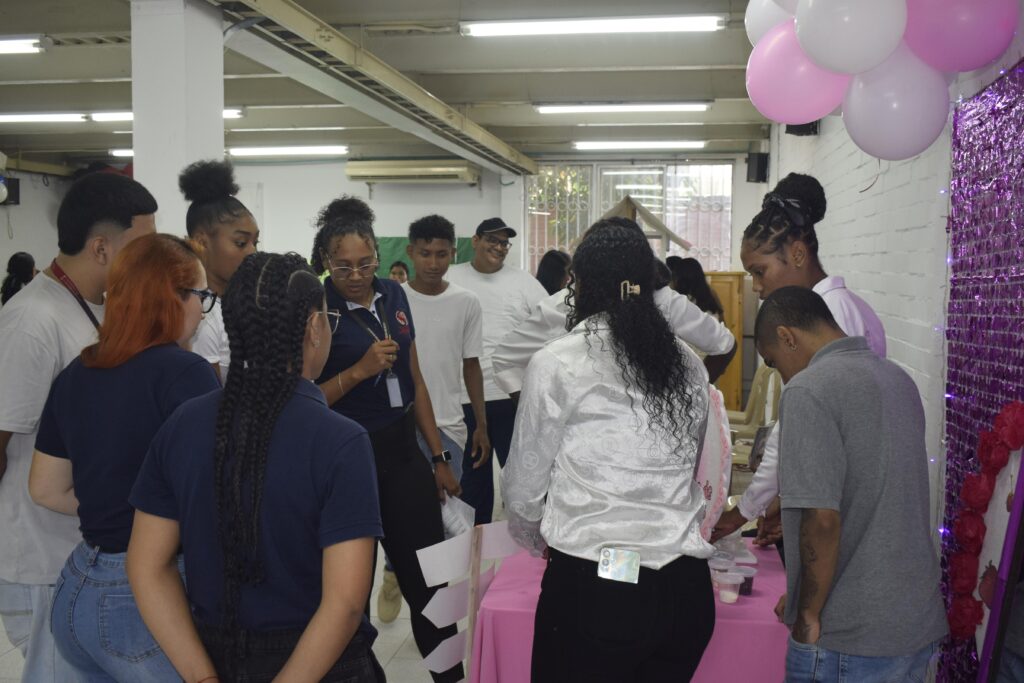 Jóvenes que Inspiran: Proyectos con Innovación y Valor